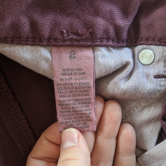 High Waist Distressed Burgundy Jean Short - size 2 - Picture 2 of 7